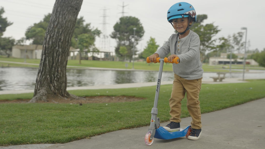 Folding Kiddie Kick Scooter E195